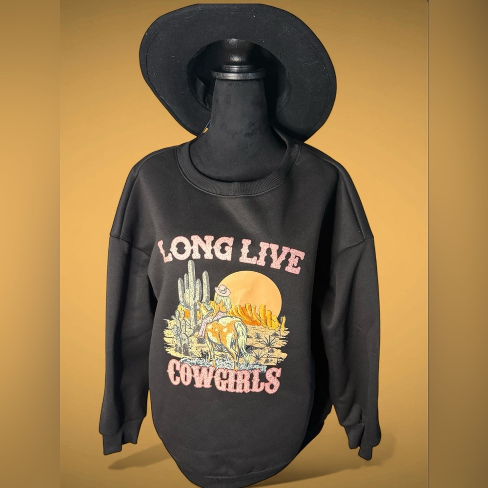 Black 'Long Live Cowgirls' Sweatshirt